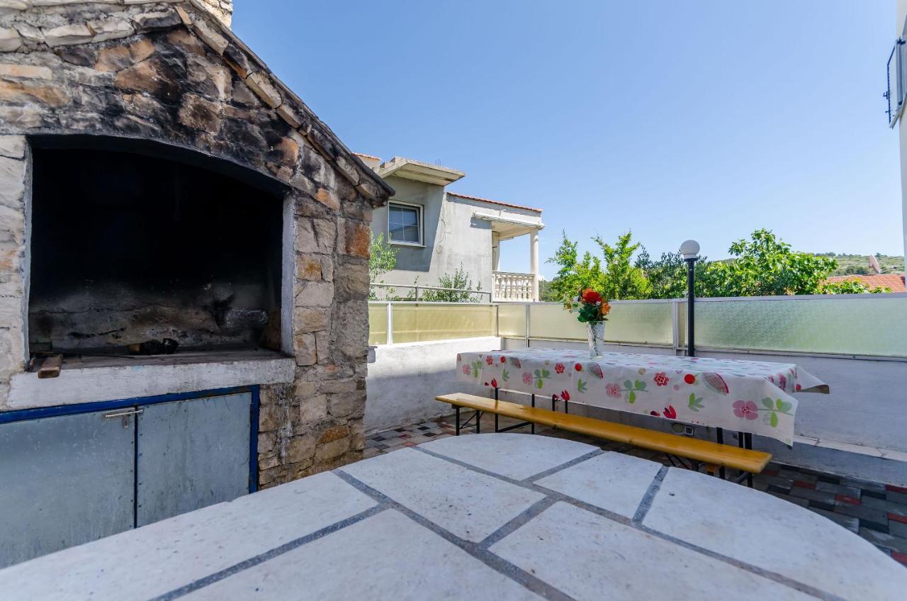 Apartments Kursan Trogir Exteriér fotografie